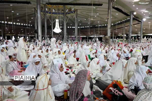 جشن عبادت و بندگی دانش‌آموزان آموزش و پرورش ناحیه یک اراک