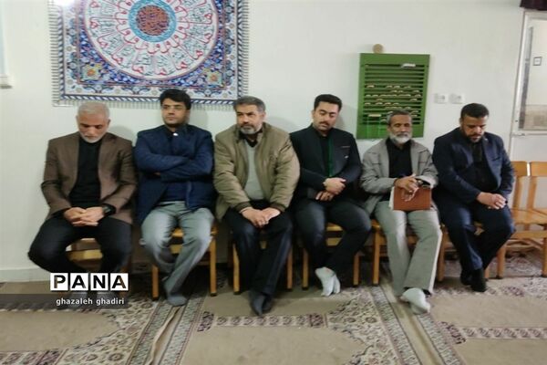 مراسم یادواره‌ شهدا در دبستان شهیدان فاضل الحسینی ناحیه ۵ مشهد