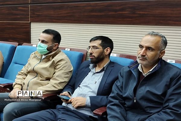 نشست تعاملی مدیران مدارس شهرستان ملارد با موضوع کیفیت‌بخشی عملکرد