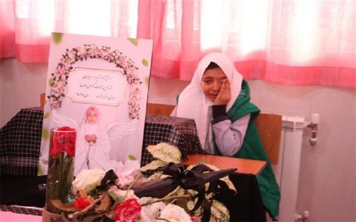 خدمات‌رسانی مشاوران و مربیان معاونت پرورشی به همکلاسی‌ها و خانواده‌های شهدای تروریستی کرمان
