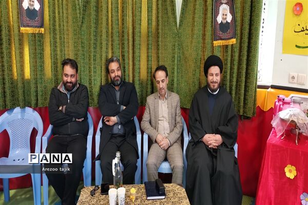 جشن تکلیف دانش‌آموزان دبستان زنده یاد قمصری