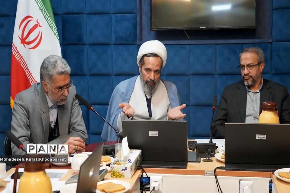 برگزاری جلسه شورای امر‌ به‌ معروف و نهی‌ از‌ منکر آموزش و پرورش خراسان رضوی
