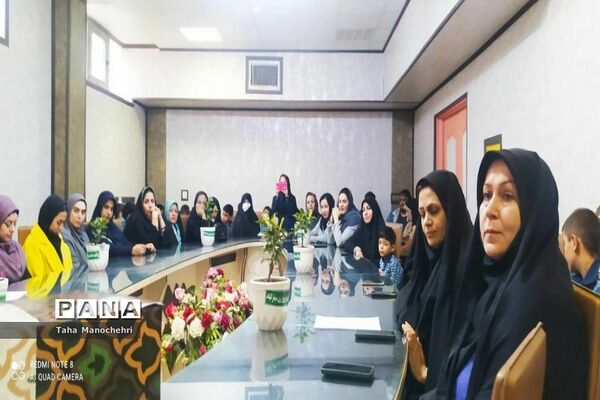 جلسه انجمن پژوهش و تحقیق با موضوع شجاعت و ایثار در شهرستان پیشوا