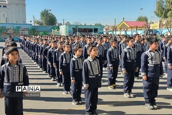 گرامیداشت شهدای کرمان در مدرسه شاهد خاتم‌الانبیا قرچک