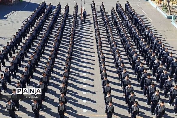 گرامیداشت شهدای کرمان در مدرسه شاهد خاتم‌الانبیا قرچک