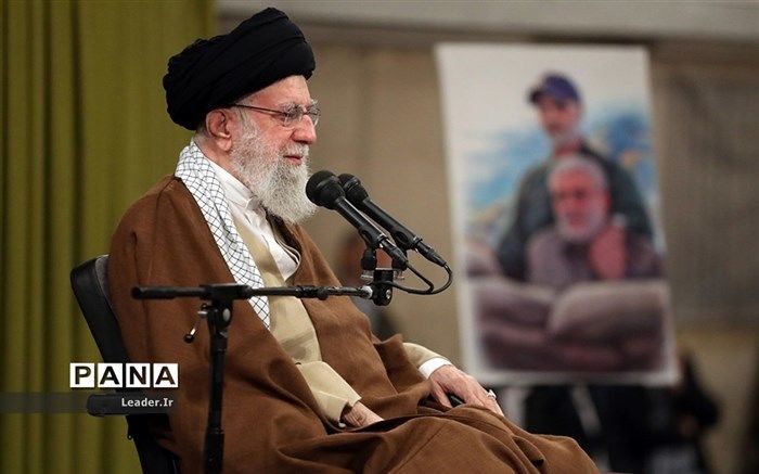 پاسداشت قیام ۱۹ دی ۱۳۵۶ قم با حضور رهبر انقلاب