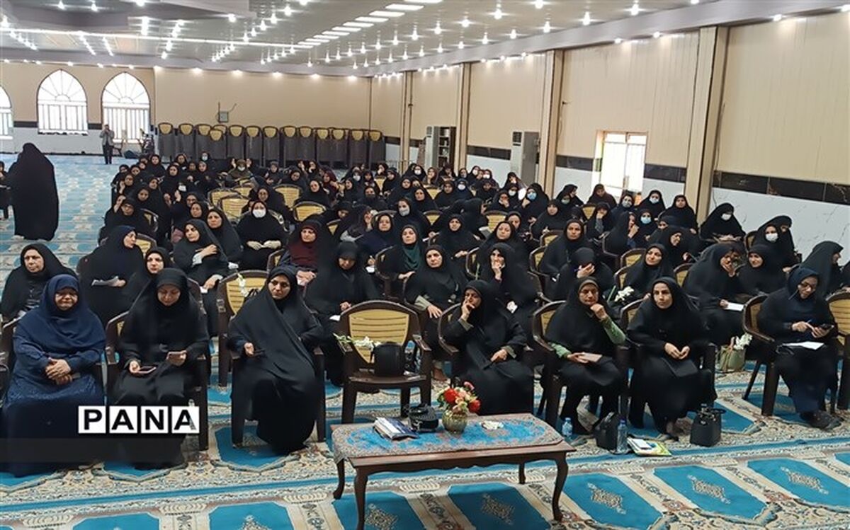 گردهمایی سالانه معاونین پرورشی و فرهنگی مناطق خوزستان/فیلم