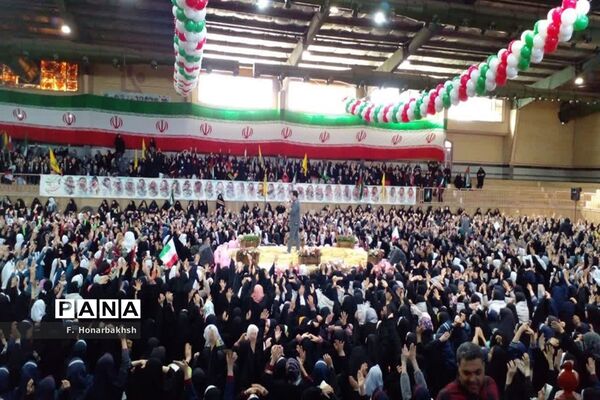 گرامیداشت یاد دانش‌آموزان شهید کرمان در همایش «دختران حاج قاسم»