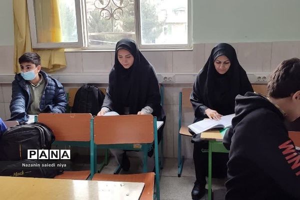 بازدید و ارزیابی کلاس‌های درس پایه ششم در آموزش و پرورش رودهن