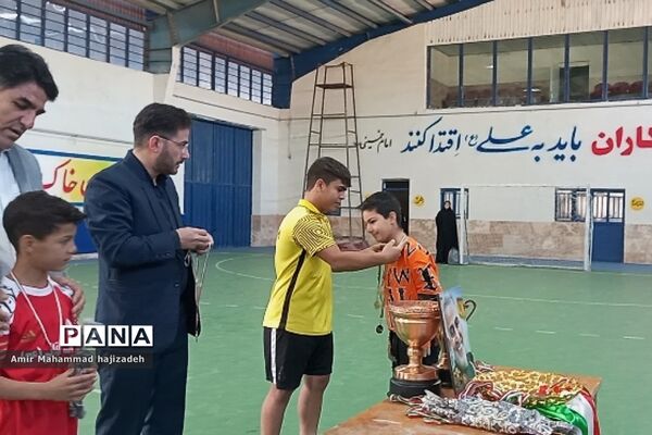 مسابقات درون مدرسه ای مدرسه قائم در نصیرشهر
