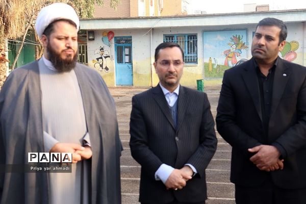 افتتاح دو زمین چمن مصنوعی در مدارس ورامین