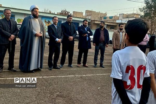 افتتاح دو زمین چمن مصنوعی در مدارس ورامین