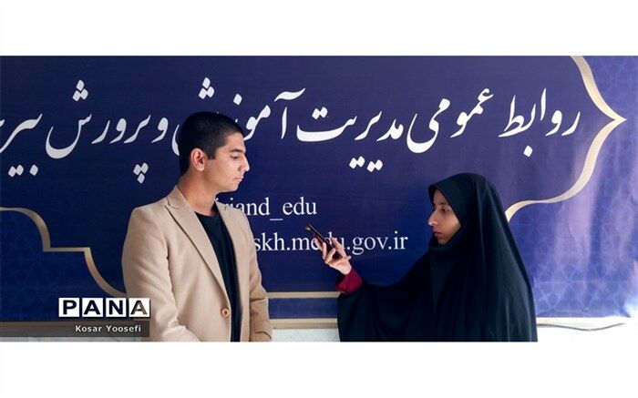 حس رقابت بین دانش‌آموزان آنها را برای شرکت در پژوهش ها ترغیب می‌کند