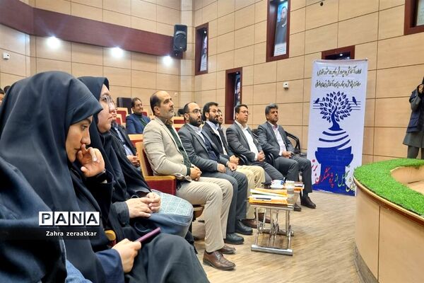 برگزاری آیین تکریم و تجلیل از پژوهشگران برتر ناحیه ۲