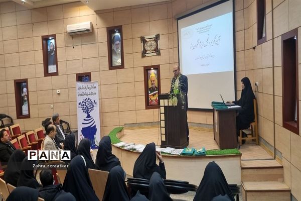 برگزاری آیین تکریم و تجلیل از پژوهشگران برتر ناحیه ۲