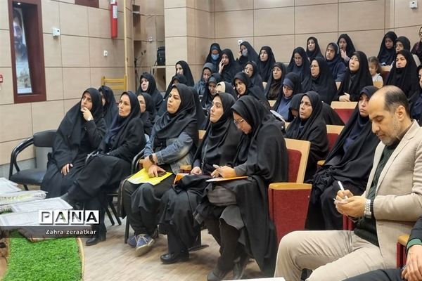 برگزاری آیین تکریم و تجلیل از پژوهشگران برتر ناحیه ۲