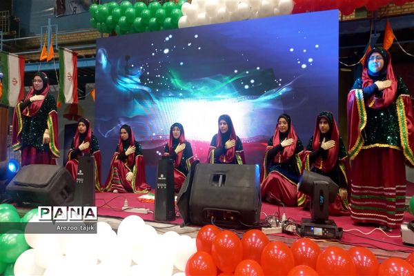 تقدیر از مادران قهرمان و مربیان ورزشی