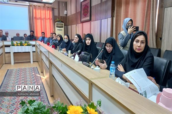 نشست بزرگداشت دهخدا ثانی در اهواز