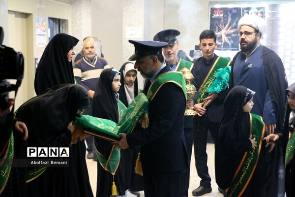 آیین تجلیل از معلمان جهادی و یاوران رضوی مقطع ابتدایی استان قم-1