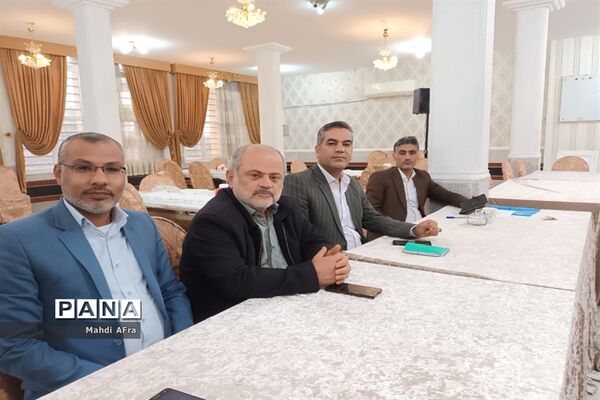 دوره آموزشی کارشناسان فناوری و طرح و برنامه اداره‌کل، نواحی و مناطق آموزش و پرورش خوزستان