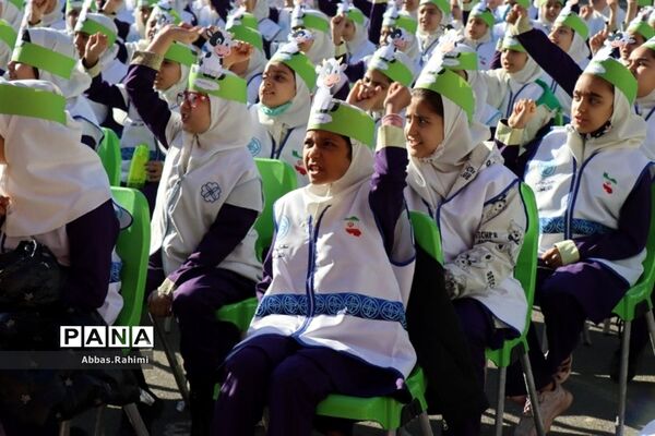 افتتاحیه توزیع شیر رایگان در مدارس پاکدشت