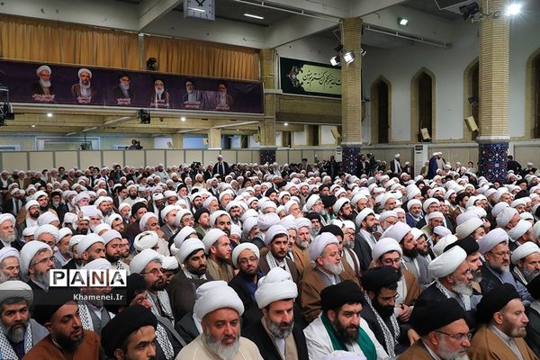 دیدار ائمه جمعه سراسر کشور با رهبر انقلاب