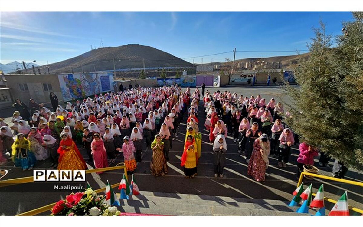 روز بدون کیف، روزی خاطره‌انگیز برای دانش‌آموزان در شهرکرد/فیلم