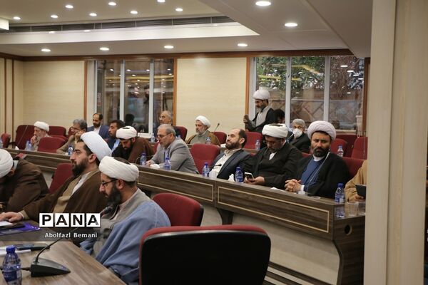 نشست هم‌اندیشی ستاد همکاری حوزه‌های علمیه و آموزش و پرورش در قم-1