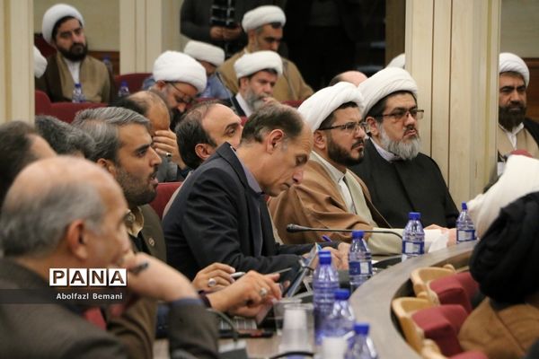 نشست هم‌اندیشی ستاد همکاری حوزه‌های علمیه و آموزش و پرورش در قم-1