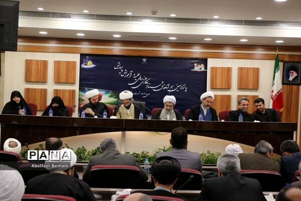 نشست هم‌اندیشی ستاد همکاری حوزه‌های علمیه و آموزش و پرورش در قم-2