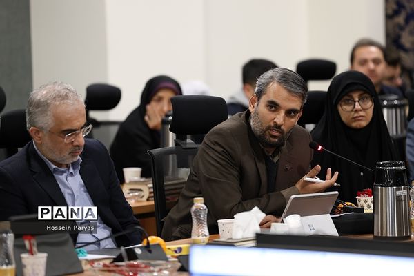 شانزدهمین گردهمایی اعضای شورای معاونان و مدیران‌کل استان‌ها