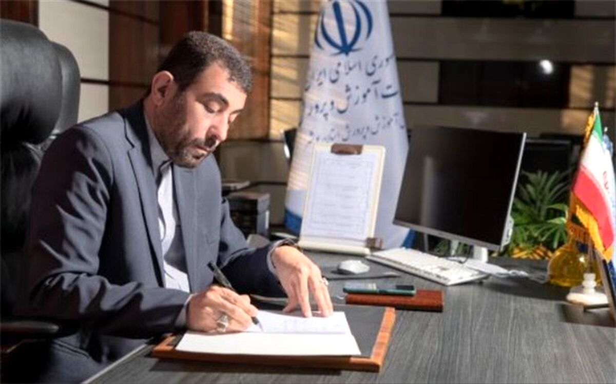 پیام  مدیر‌کل‌ استان بوشهر به‌مناسبت هفته شورای‌های آموزش و پرورش