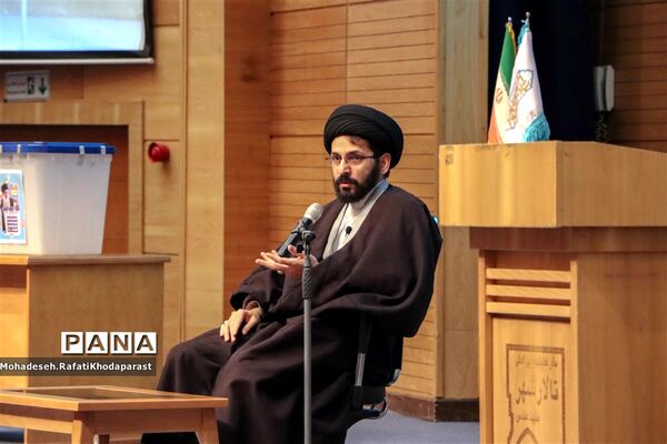 همایش آموزشی «اقناع» ویژه کنشگران فرهنگی مشهد