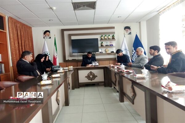 دیدار سرپرست دفتر استاندار خراسان جنوبی با خبرنگاران پانا