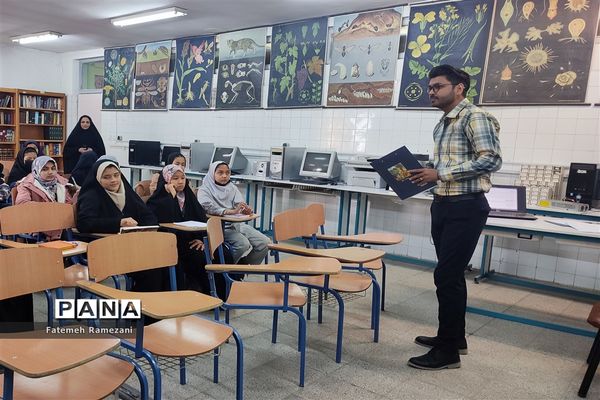 کارگاه‌های آموزشی در پژوهش‌سرای ابوریحان بیرونی ناحیه ۵ مشهد