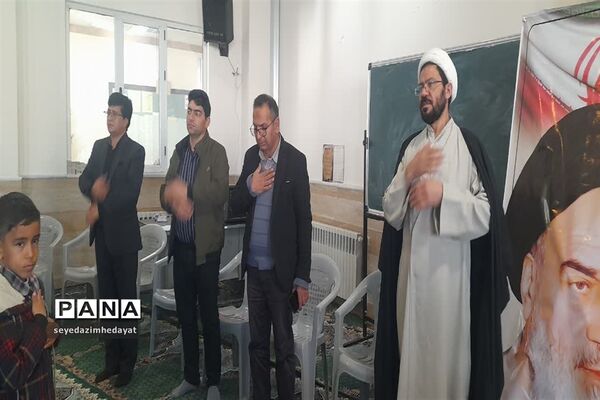 یادواره شهدا در دبستان شهید بصیری ابرکوه