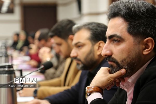 نشست فصلی مأمورین و رابطین سازمان دانش‌آموزی شهرستان‌های استان تهران