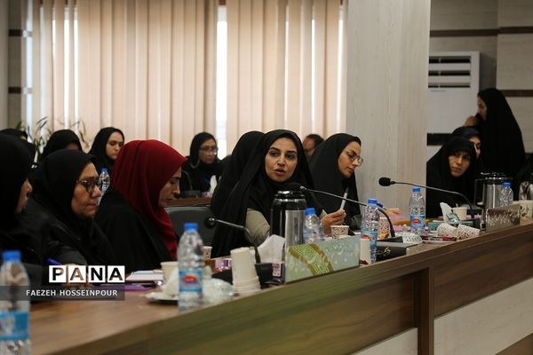 نشست فصلی مأمورین و رابطین سازمان دانش‌آموزی شهرستان‌های استان تهران