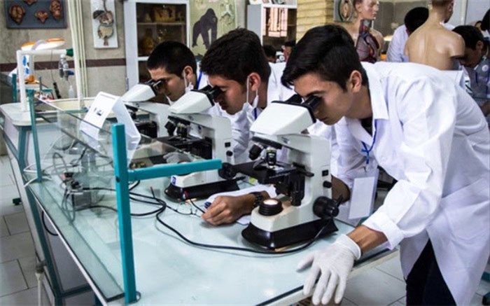 آموزش و پرورش ارتباط دانش‌بنیان‌های دانش‌آموزی و صنعت را برقرار کند