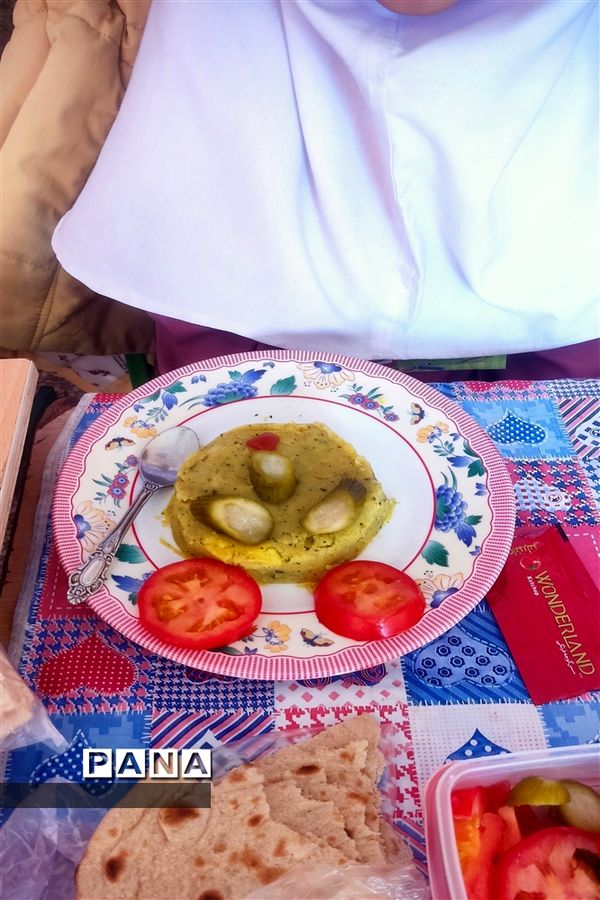 برگزاری روز بدون کیف و کتاب در دبستان بوستان شهرستان بن