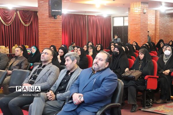 نشست دانش افزایی مدیران، معاونین و مربیان پرورشیِ مدارس ورامین