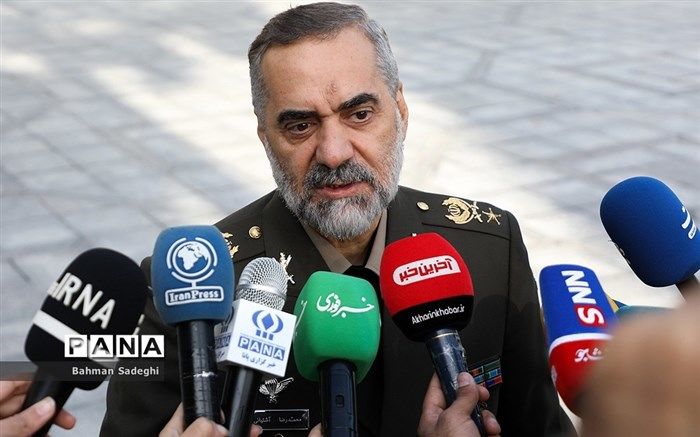 محدودیتی در دفاع از منافع ملی و مردم‌ قائل نیستیم