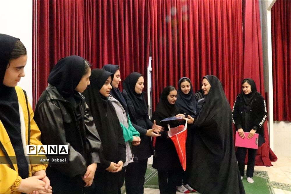 اردوی هفت سنگ  دانش‌آموزان  دختر استان آذربایجان شرقی