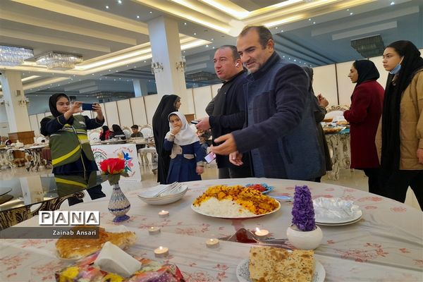 برگزاری جشنواره غذای سالم و صنایع‌دستی در تالار آوین شهرستان ملارد