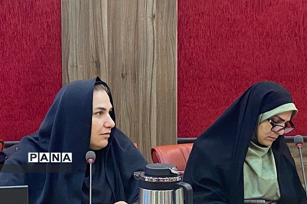 برگزاری کارگاه آموزشی تحکیم خانواده ویژه کارکنان دستگاه‌های دولتی در اداره‌کل شهرستان‌های استان تهران