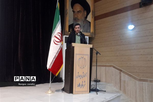 جلسه رؤسای شوراهای دانش‌آموزی در شهرستان ملارد