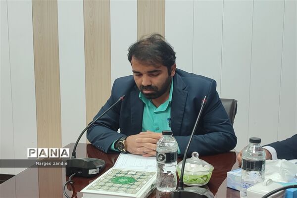جلسه رؤسای شوراهای دانش‌آموزی در شهرستان ملارد