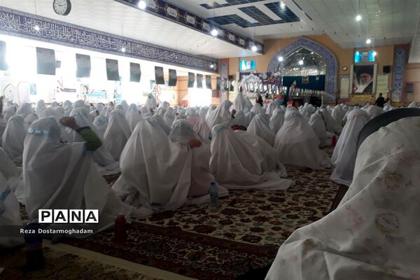 آیین جشن فرشته‌ها در مصلی امام خامنه‌ای(مدظله العالی) شهرستان شیروان