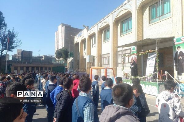 کارگاه آموزشی هوای پاک در دبستان حکمت ناحیه دو شهرری