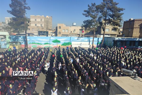 مراسم روز هوای پاک و محیط زیست در مدرسه شهید سمیه قرچک